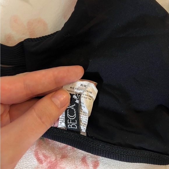 BECCA Women’s Standard Fine Line Scoop Bikini Top Black Size M Ribbed Resort - Picture 4 of 7